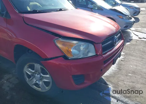 2010 Toyota Rav4 z USA, uszkodzony, nr VIN JTMZF4DV9AD018011